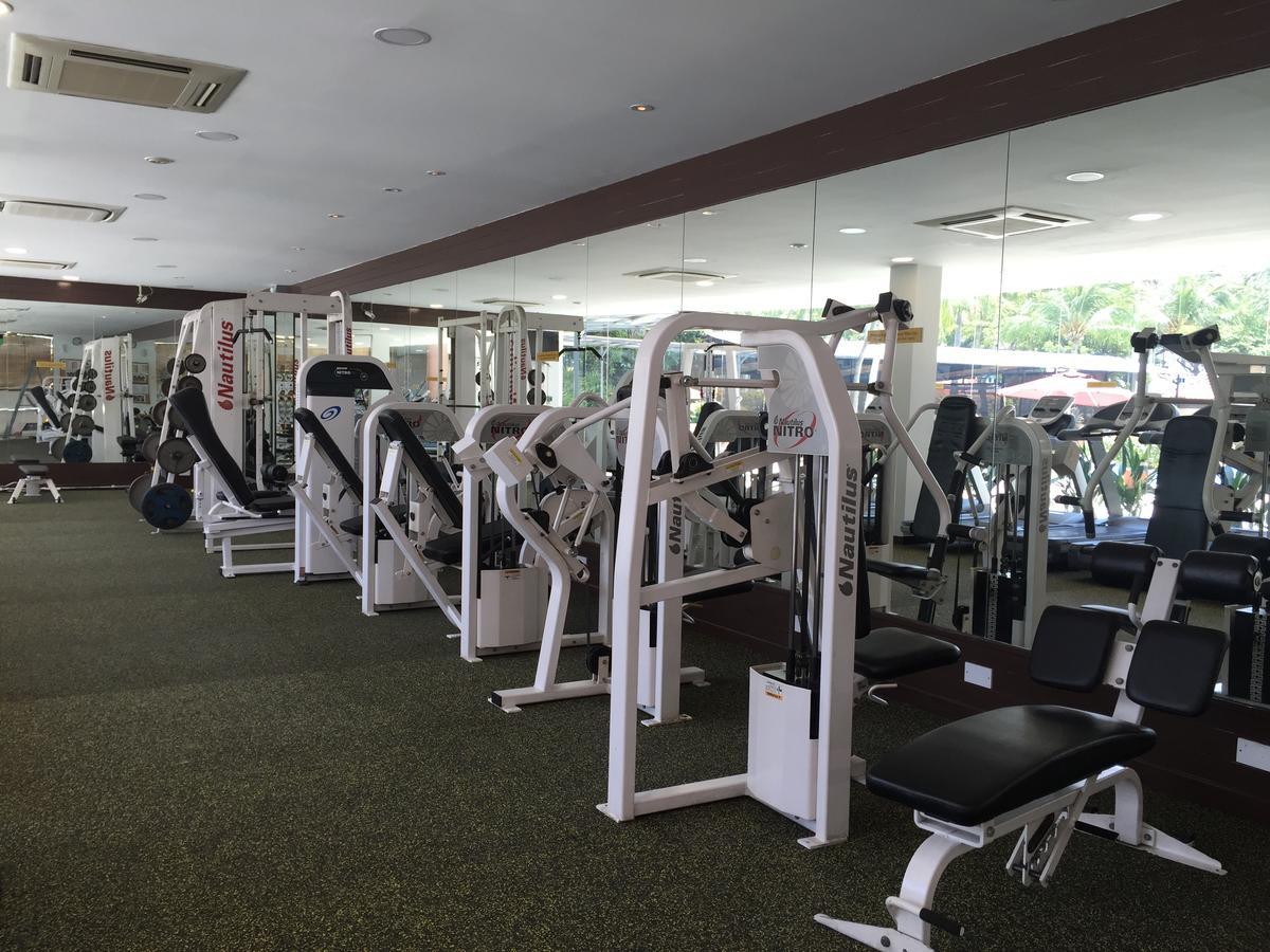 Aranda Country Club Hotel Сингапур Екстериор снимка